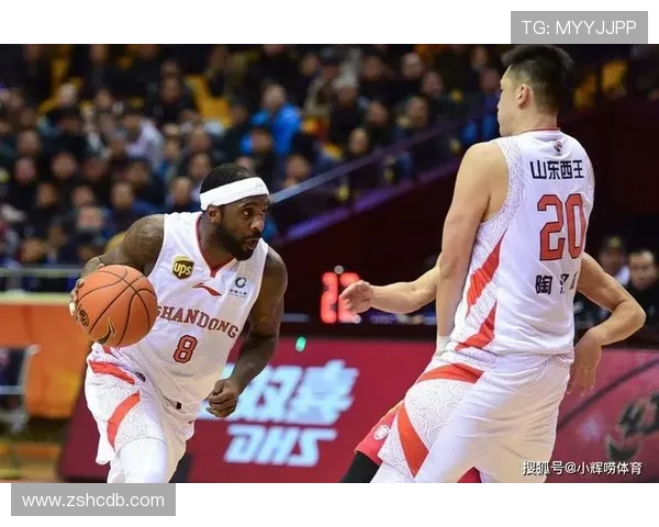 武汉羽毛球队在世锦赛积分榜上以93分稳居第一名展现强劲实力